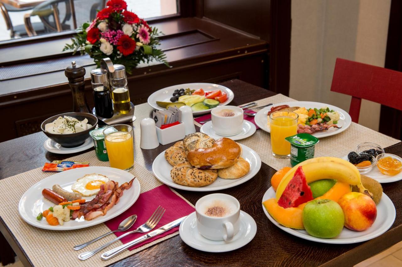 Alba Hotel Γιερεβάν Εξωτερικό φωτογραφία
