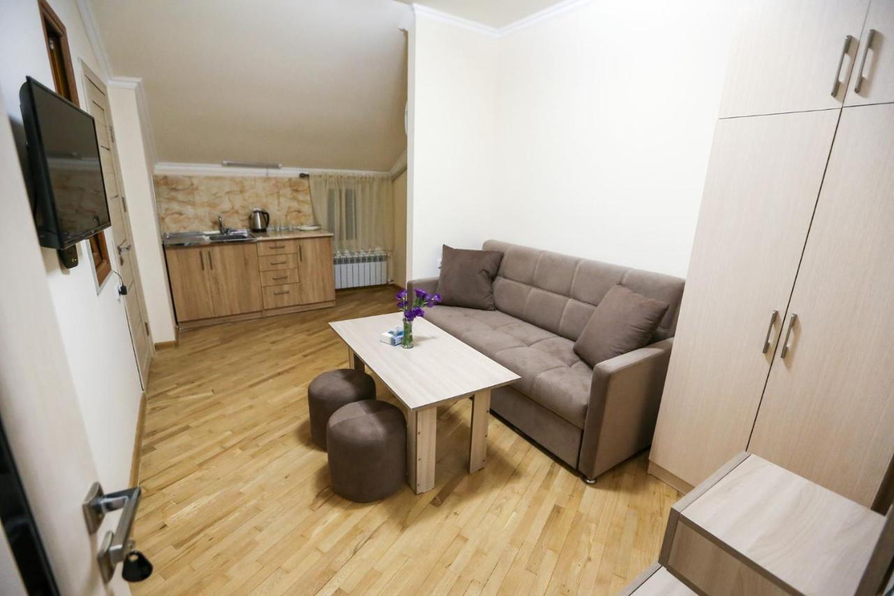 Alba Hotel Γιερεβάν Εξωτερικό φωτογραφία